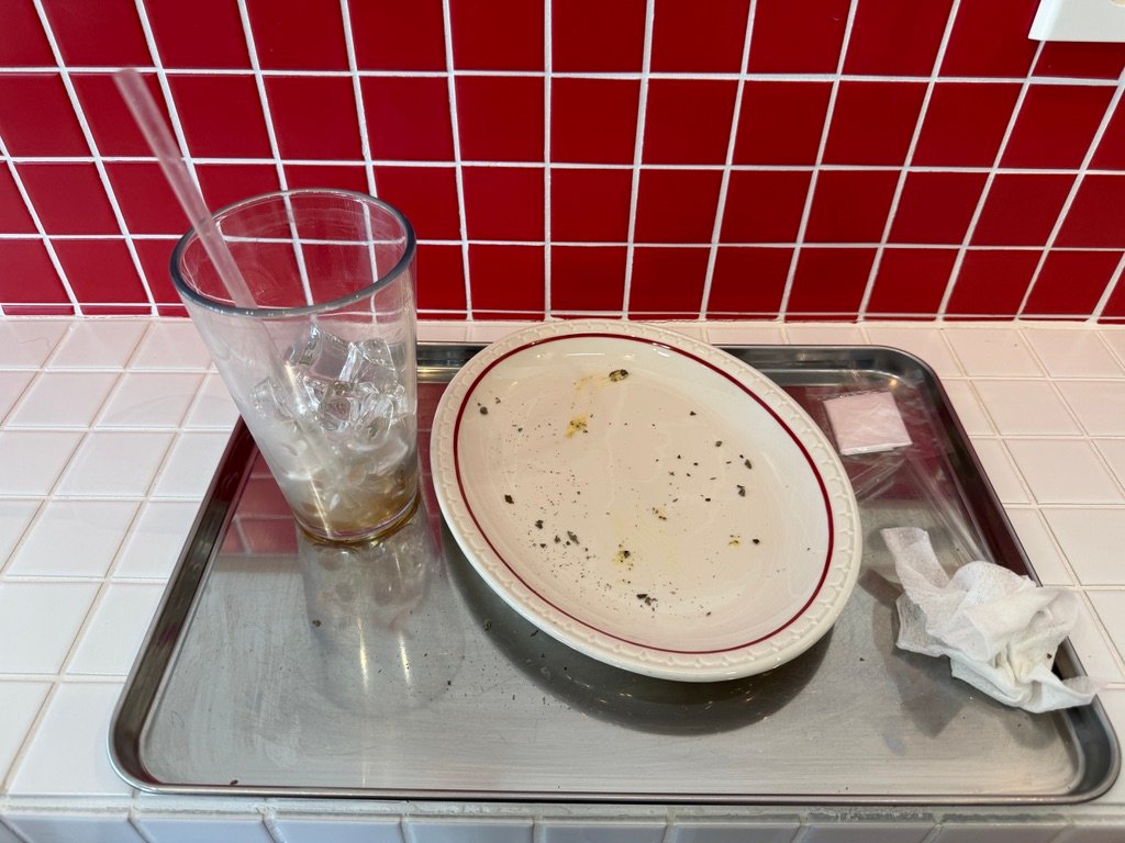 Exterior of US Sandwich, Wangsimni Branch, near Sangwangsimni Station